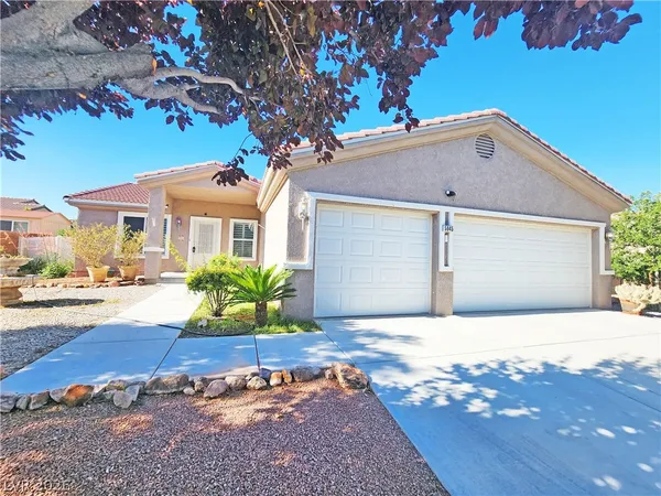 $2,035 | 5945 Badlands Lane, Pahrump, NV 89061