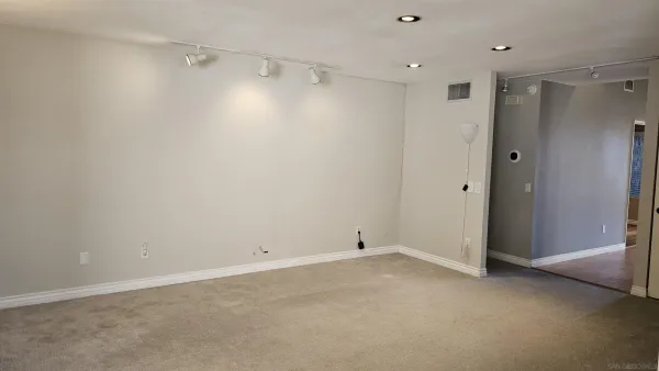 $4,500 | 13079 War Bonnet Street, San Diego, CA 92129
