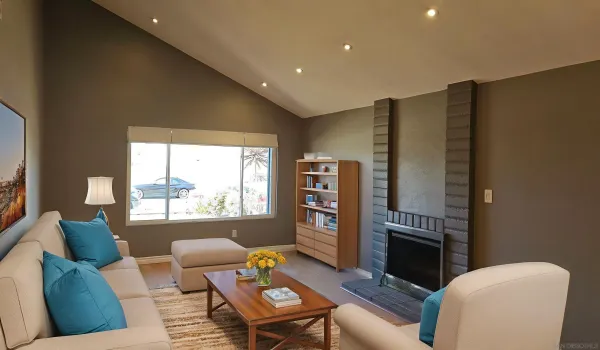 $4,500 | 13079 War Bonnet Street, San Diego, CA 92129