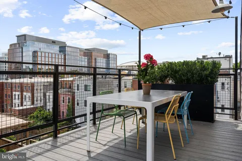 $829,000 | 1126 5th Street Northwest, Unit 4, Washington, DC 20001