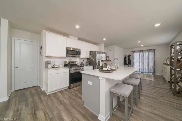 $364,900 | 6015 Red Pheasant Drive, Kernersville, NC 27284