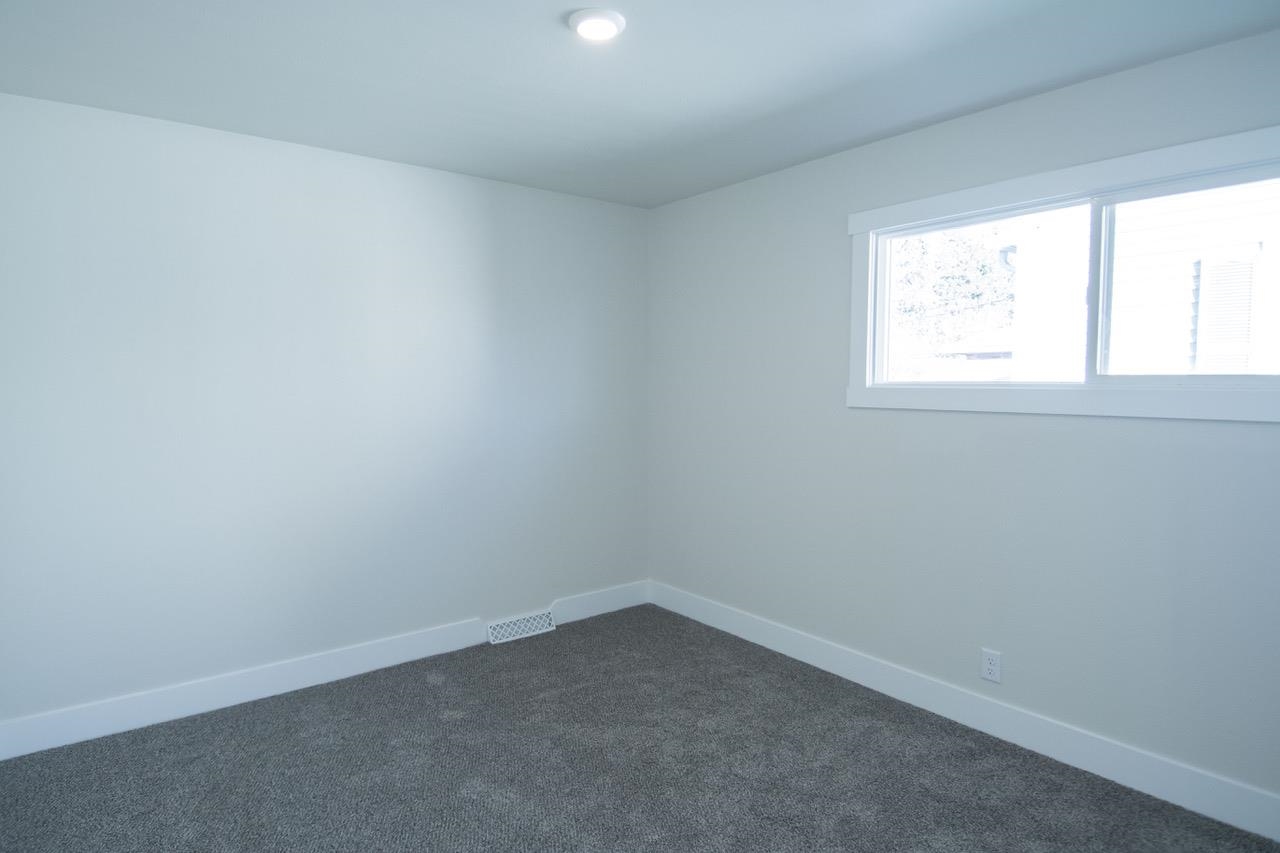 4312 West Broad Avenue Spokane, WA 99205 - Photo 35 of 44