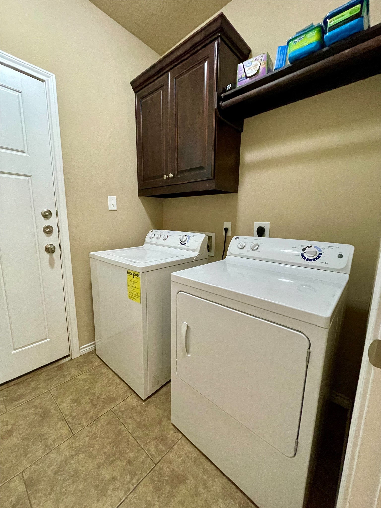 3519 Haverford Road College Station, TX 77845 - Photo 13 of 15 a utility room with dryer and washer