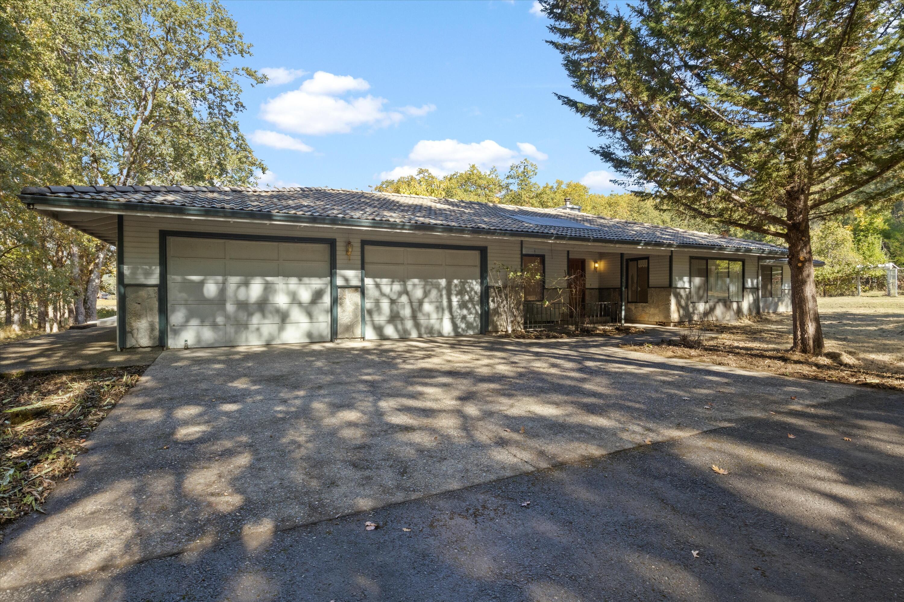 1080 Ferry Road Grants Pass, OR 97526 - Photo 5 of 60 50-IMG_0314