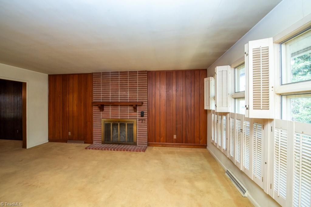 1321 Florida Street High Point, NC 27262 - Photo 5 of 49