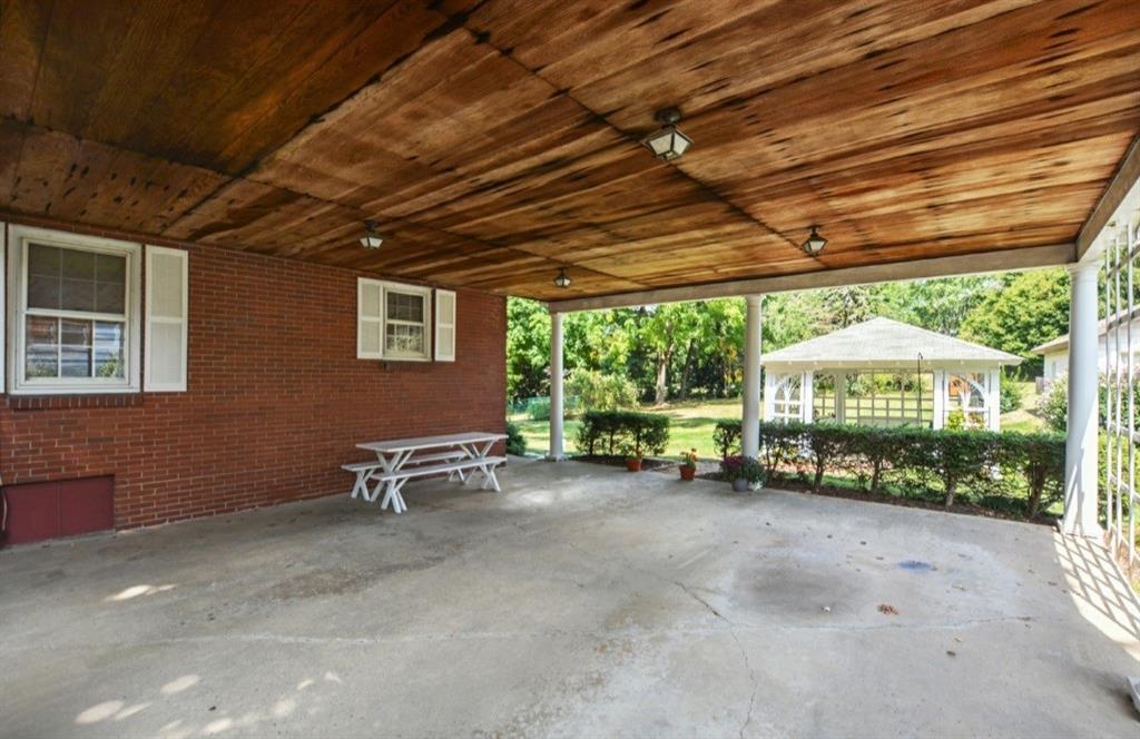 112 Summit Road Butler, PA 16001 - Photo 16 of 17 Gallery Image 16