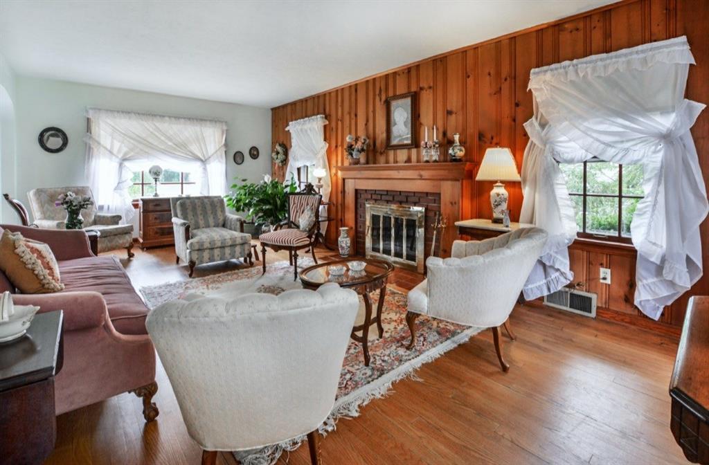 112 Summit Road Butler, PA 16001 - Photo 4 of 17 Gallery Image 4