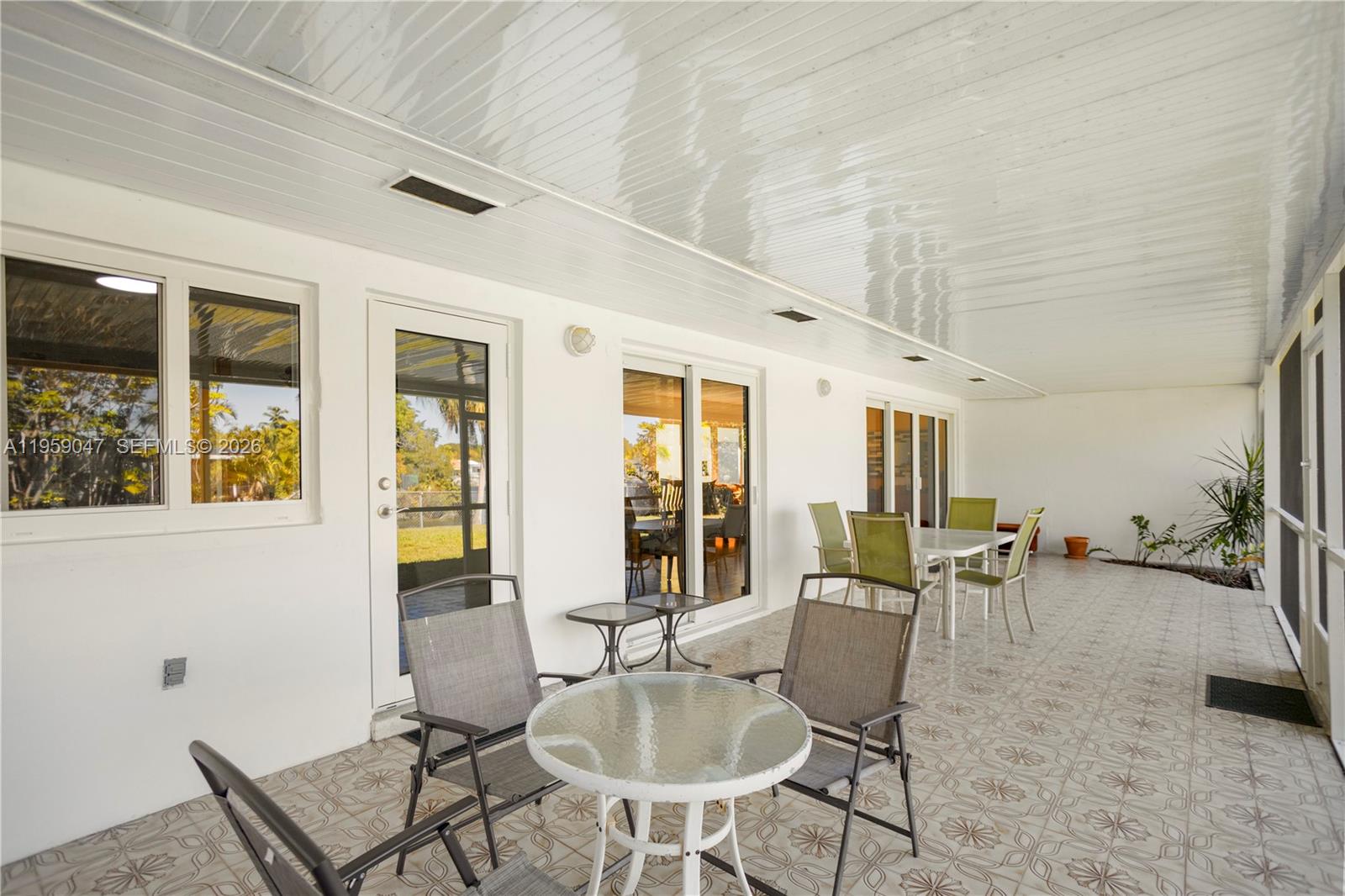 6331 Southwest 62nd Terrace South Miami, FL 33143 - Photo 27 of 75