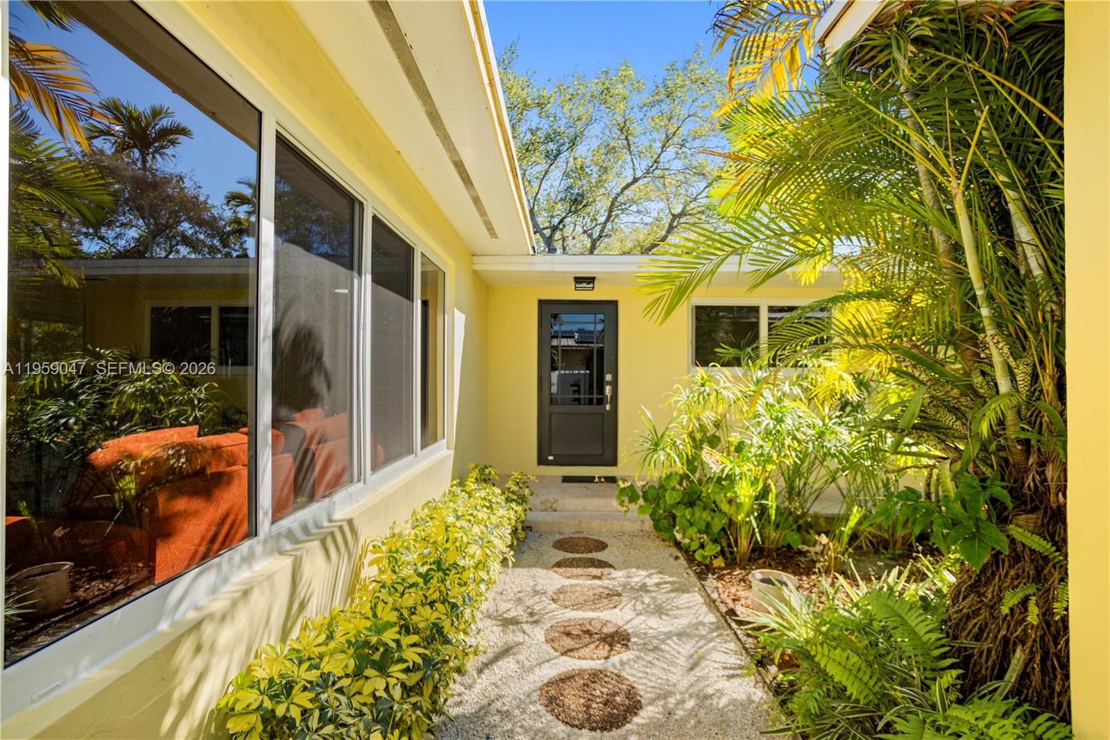 6331 Southwest 62nd Terrace South Miami, FL 33143 - Photo 34 of 75