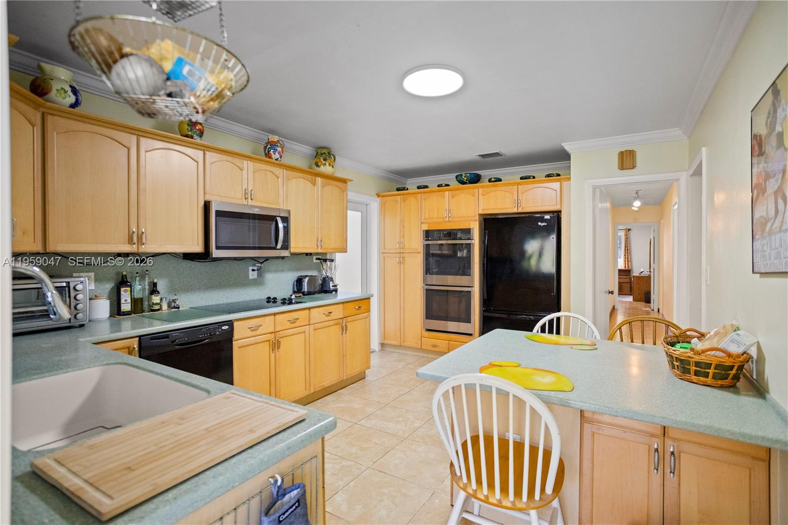 6331 Southwest 62nd Terrace South Miami, FL 33143 - Photo 35 of 75