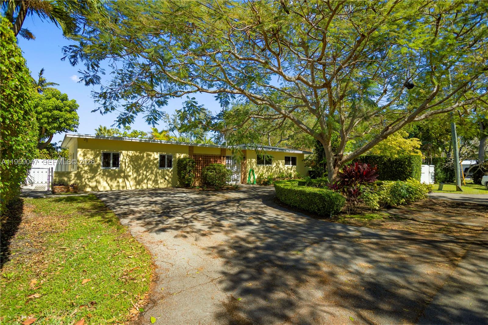 6331 Southwest 62nd Terrace South Miami, FL 33143 - Photo 70 of 75