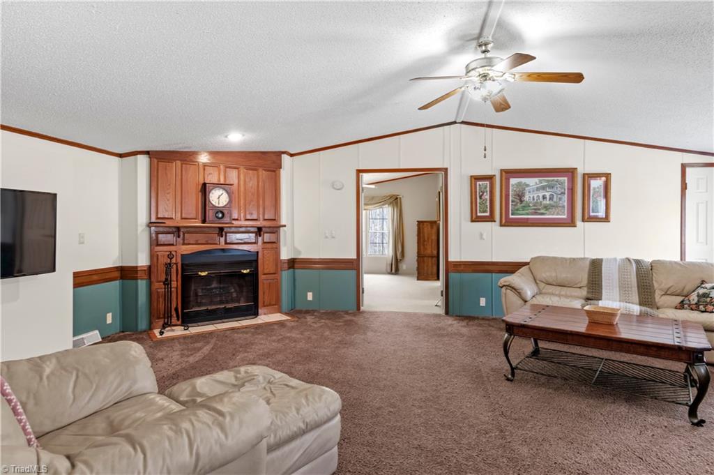 275 George Hege Road Lexington, NC 27295 - Photo 8 of 24 Gallery Image 8