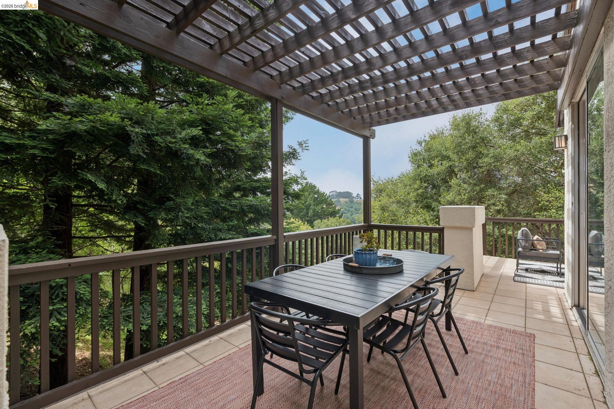 1325 Drury Road Berkeley, CA 94705 - Photo 27 of 71