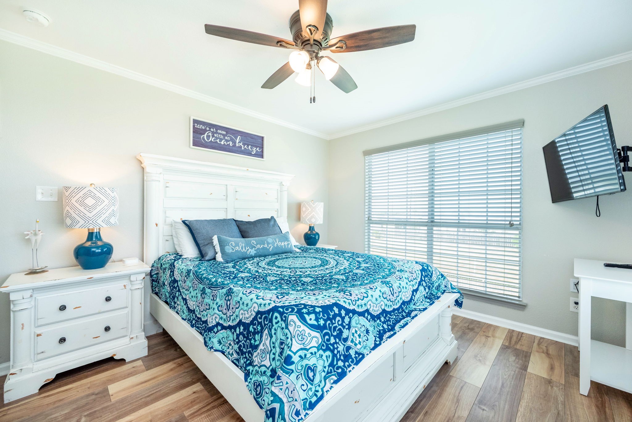 18115 Shaman Road Galveston, TX 77554 - Photo 19 of 40