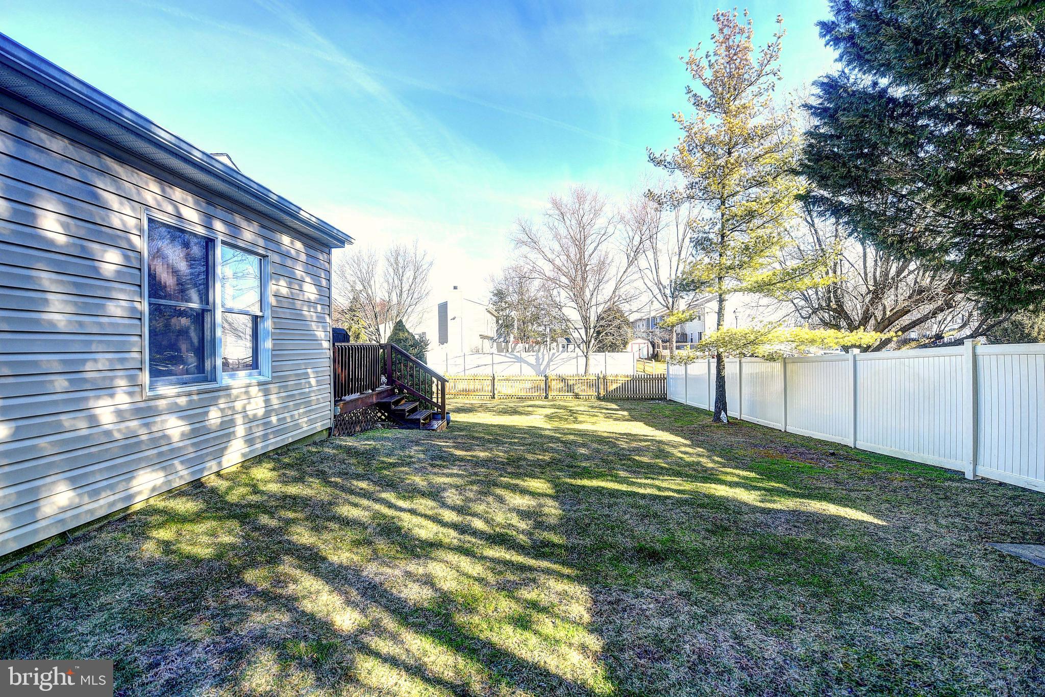 9017 Transoms Road Baltimore, MD 21236 - Photo 40 of 40 Side Yard