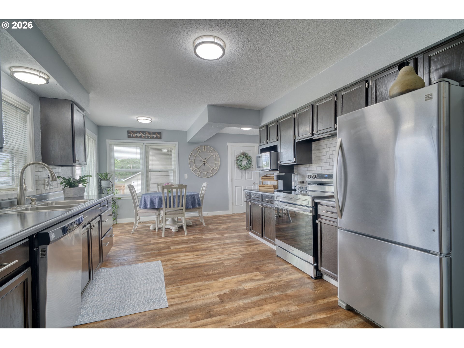 165 North Vernonia Road St. Helens, OR 97051 - Photo 15 of 41 Kitchen/Dining Room