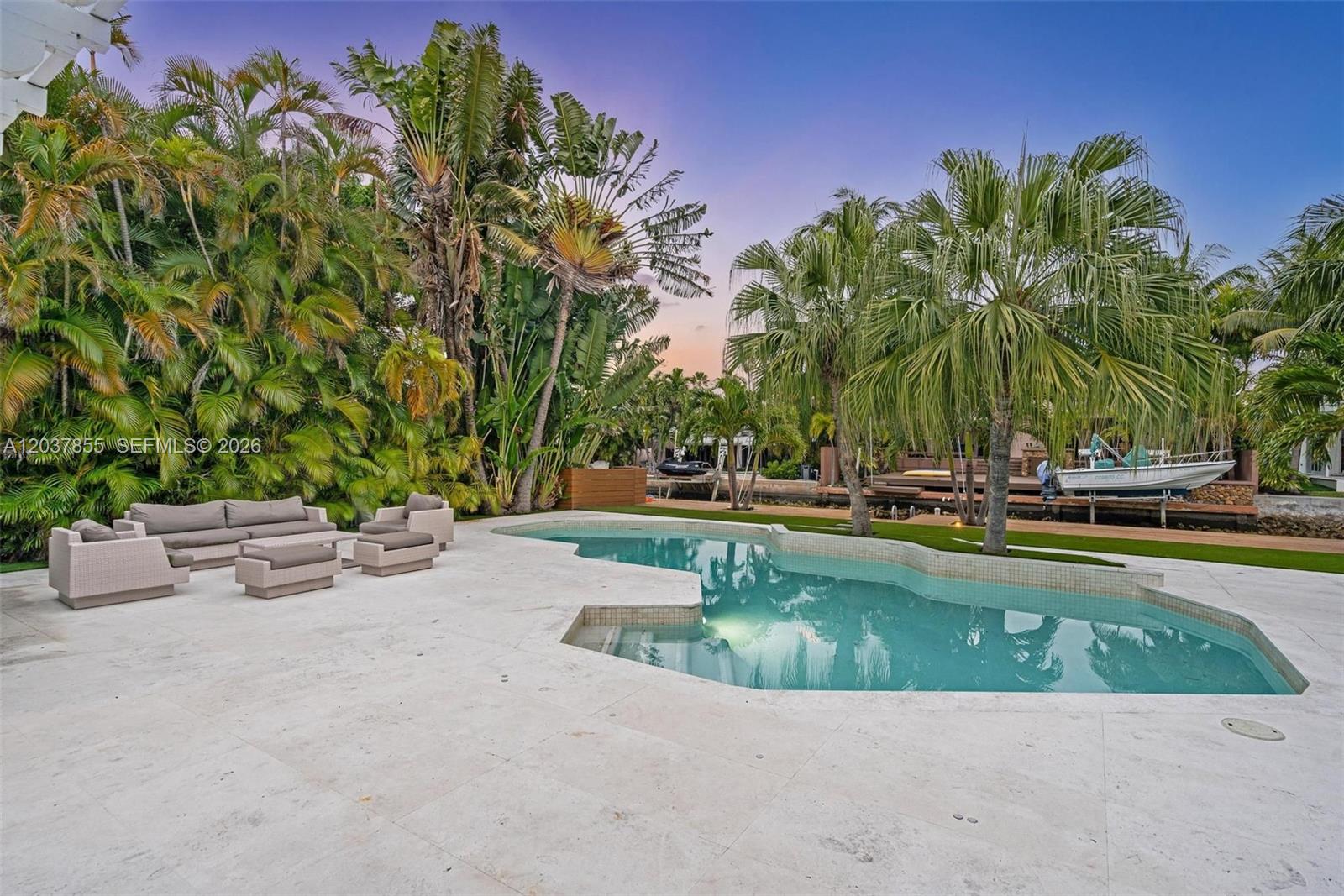 1835 Daytonia Road Miami Beach, FL 33141 - Photo 17 of 21