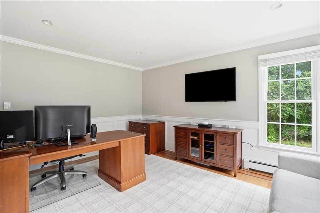 85 Maple Avenue Hanover, MA 02339 - Photo 12 of 41