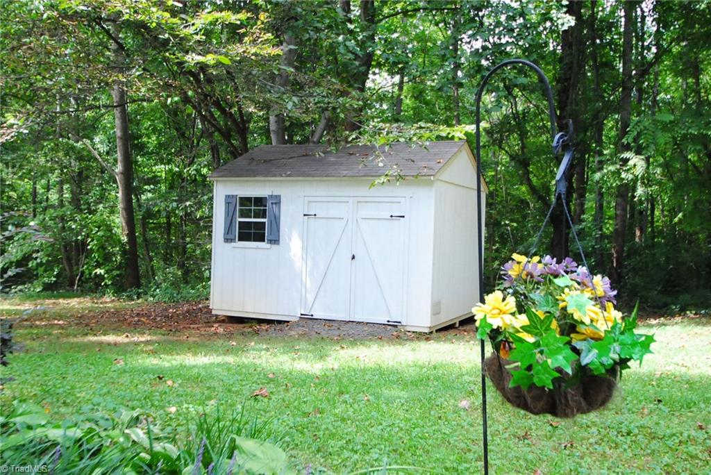 1137 Rainbow Road Advance, NC 27006 - Photo 7 of 20 Storage Building