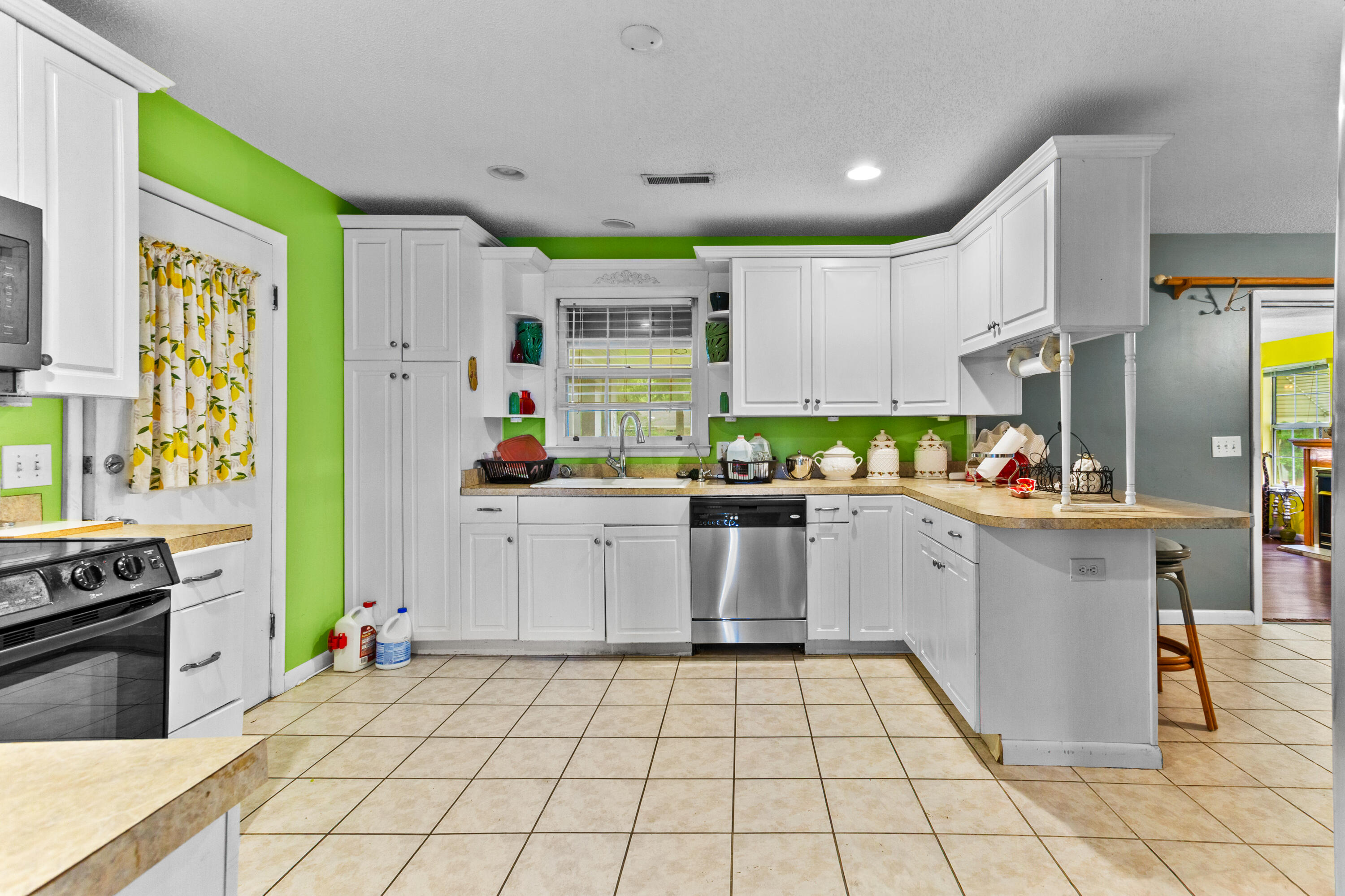 100 County Rd S-18-513 Ladson, SC 29456 - Photo 10 of 24