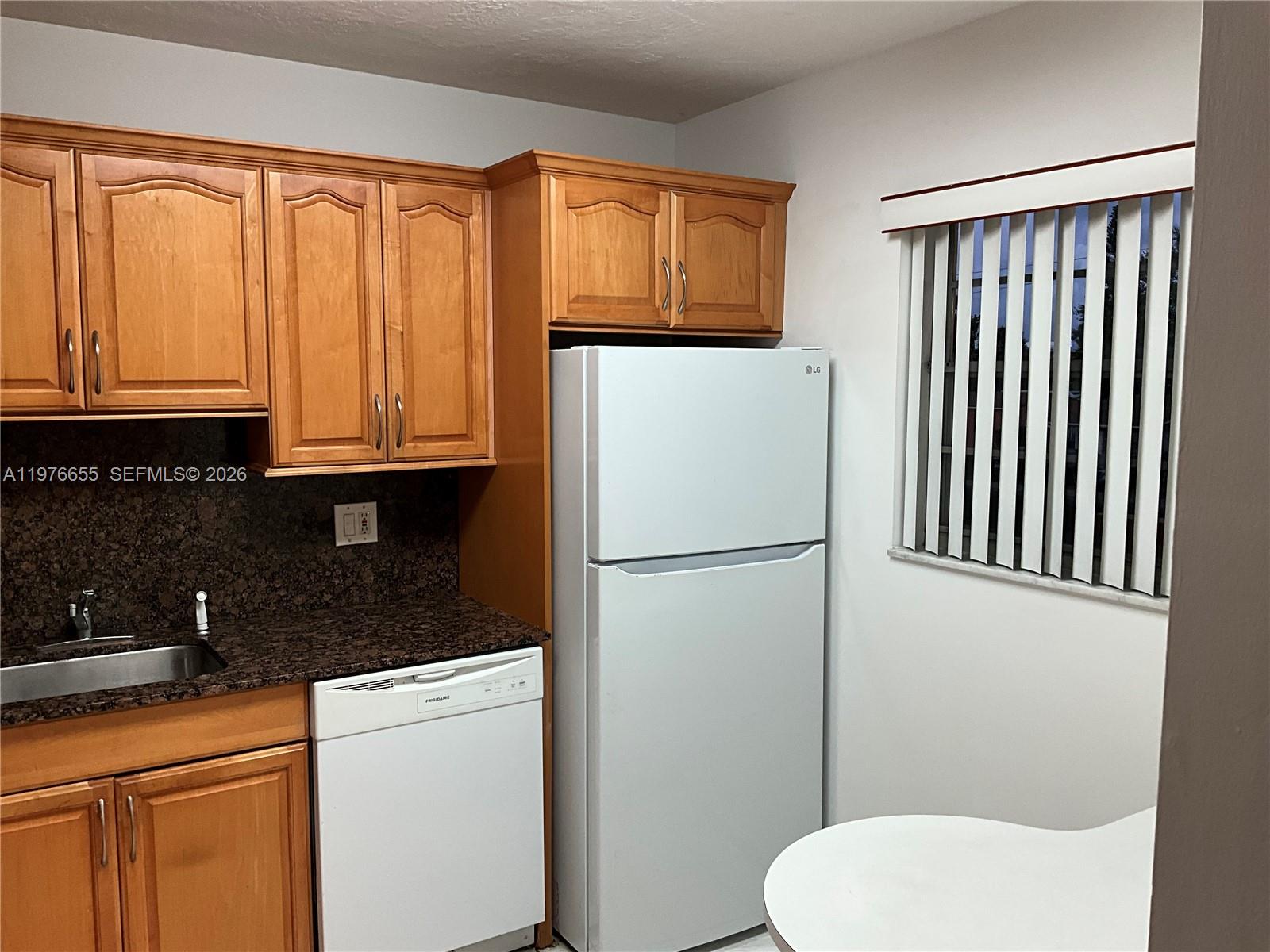 100 Berkley Road, Unit 202 Hollywood, FL 33024 - Photo 2 of 15