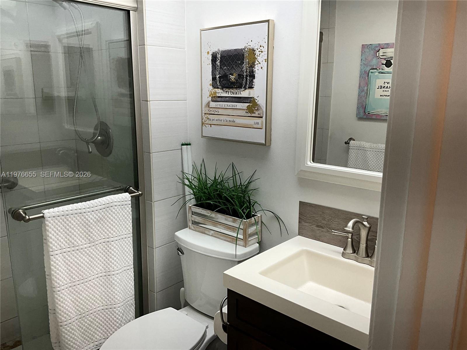 100 Berkley Road, Unit 202 Hollywood, FL 33024 - Photo 7 of 15