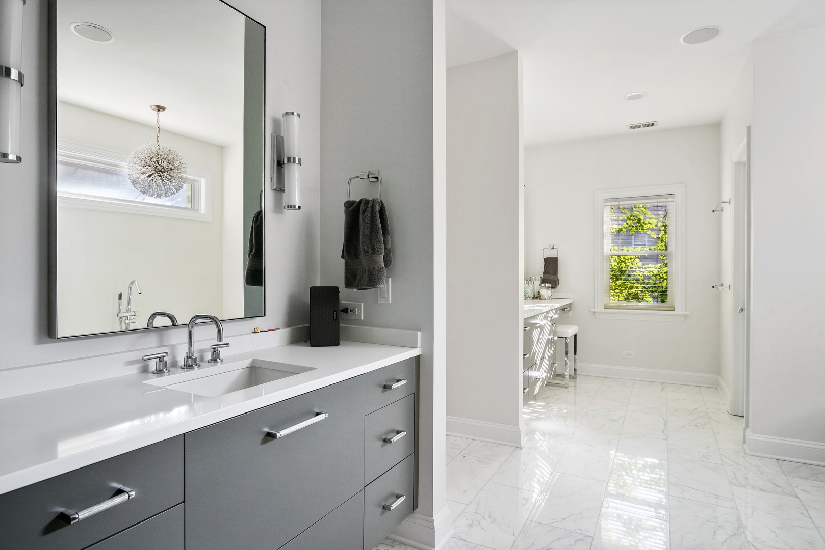 451 West Aldine Avenue, Unit 2 Chicago, IL 60657 - Photo 20 of 39