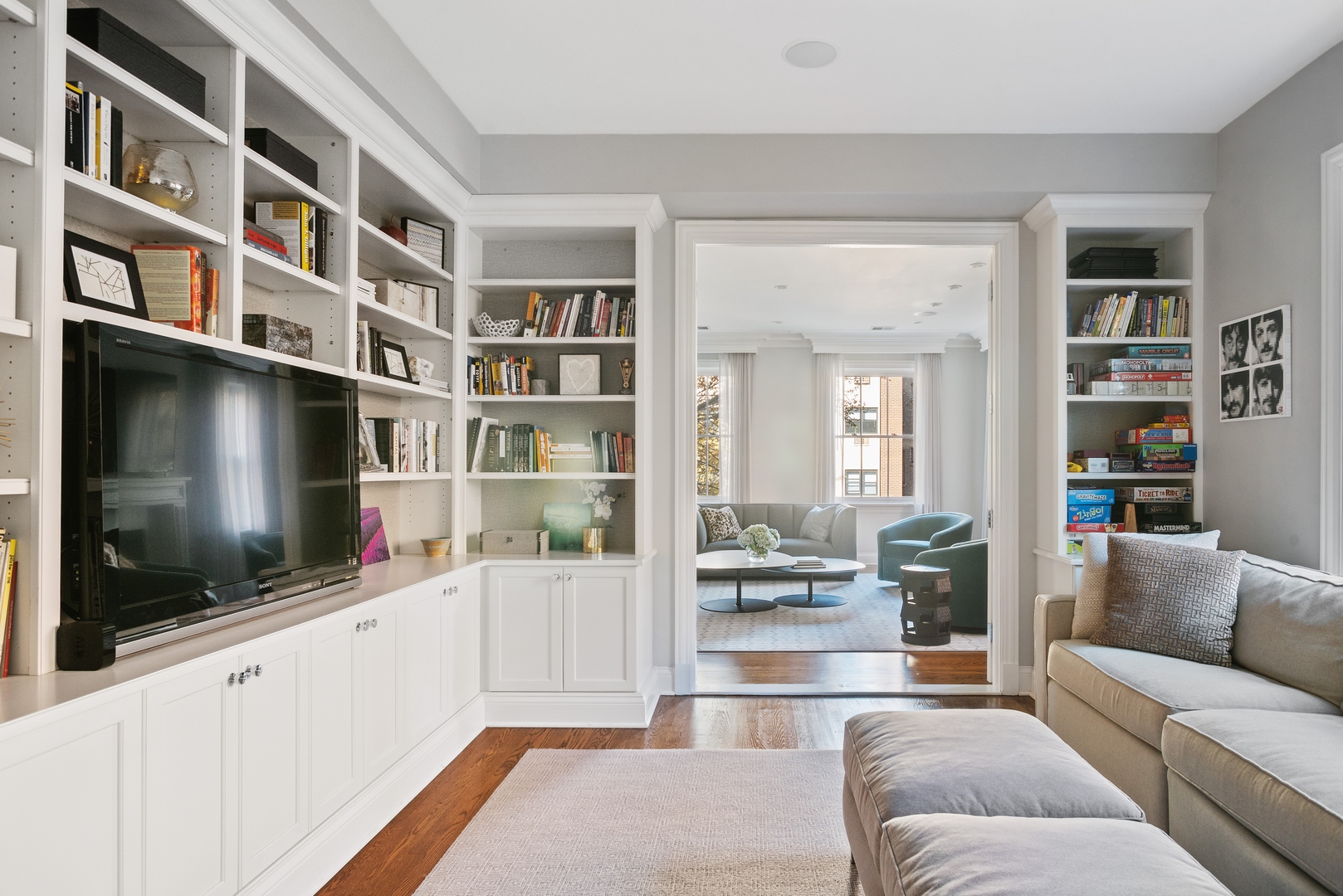 451 West Aldine Avenue, Unit 2 Chicago, IL 60657 - Photo 23 of 39