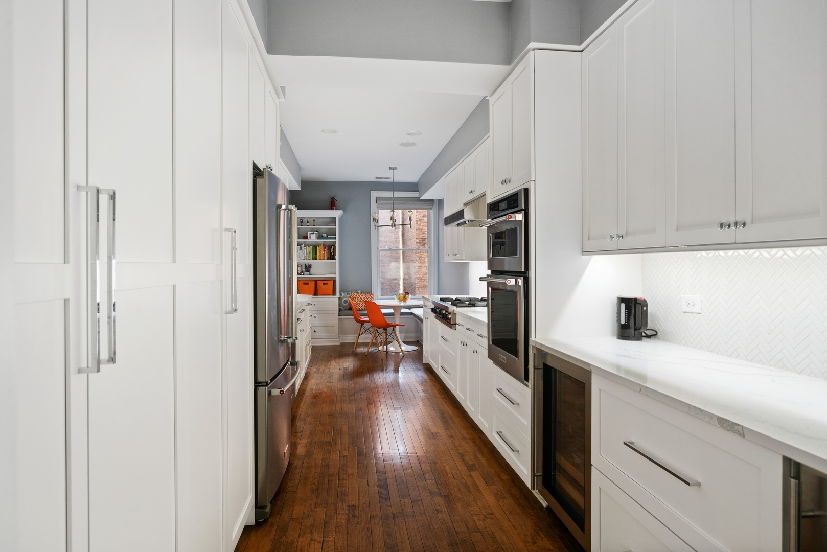 451 West Aldine Avenue, Unit 2 Chicago, IL 60657 - Photo 32 of 39