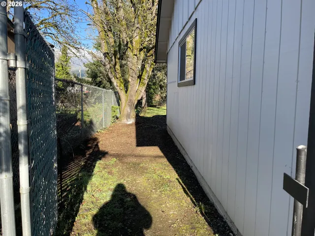 $375,000 | 515 Southwest Monroe Street, Sheridan, OR 97378