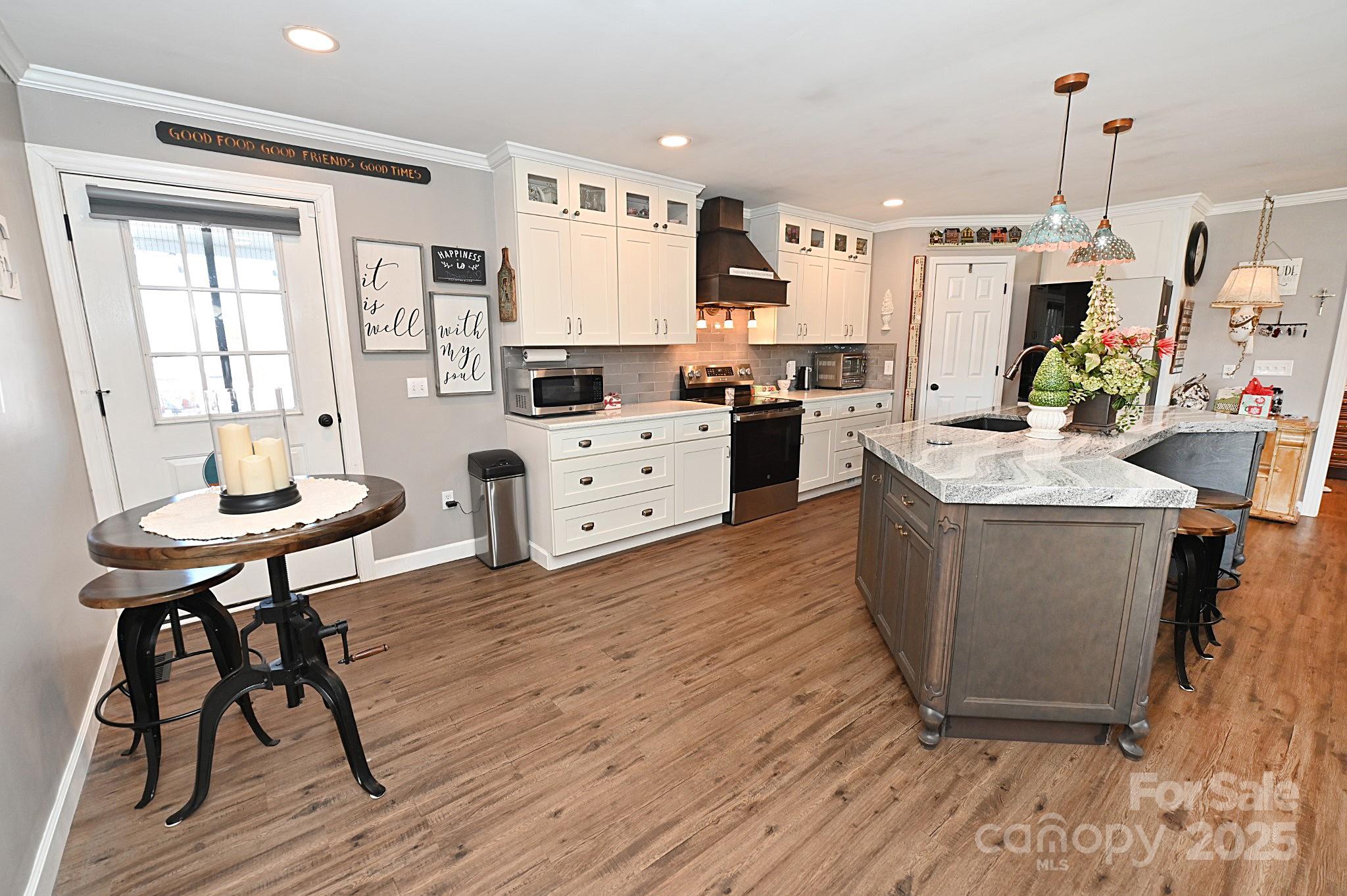 1528 Dry Ponds Road Granite Falls, NC 28630 - Photo 2 of 38 Gallery Image 2