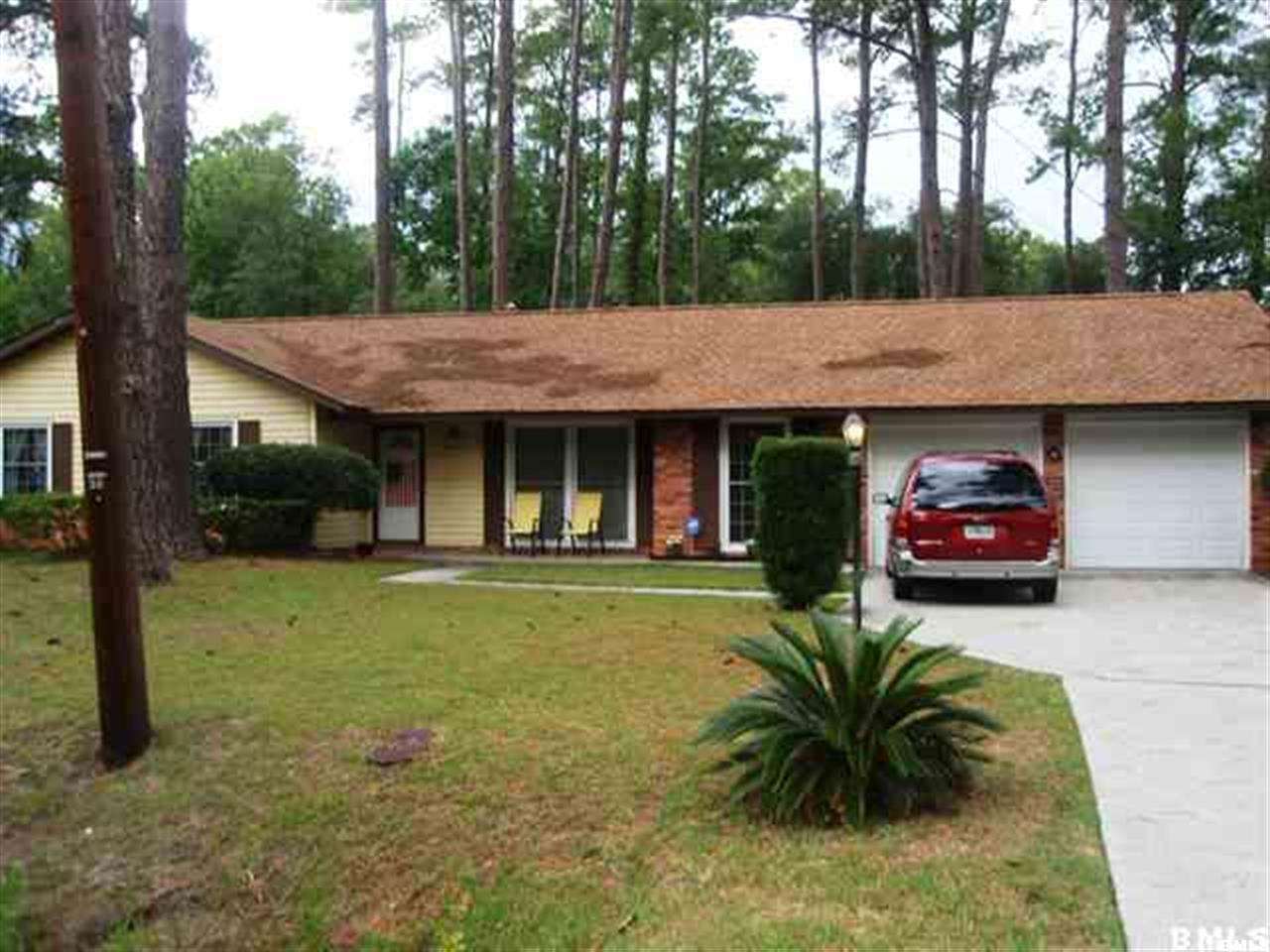 802 Battery Creek Road Beaufort, SC 29902 - Photo 1 of 8 Primary Photo