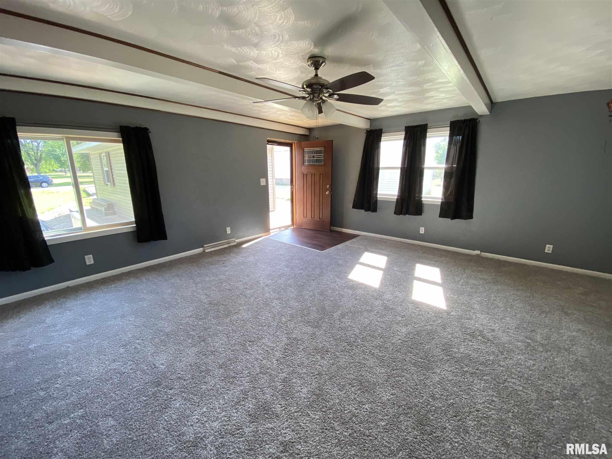 5211 West Cisna Road Bartonville, IL 61607 - Photo 8 of 31 Gallery Image 8