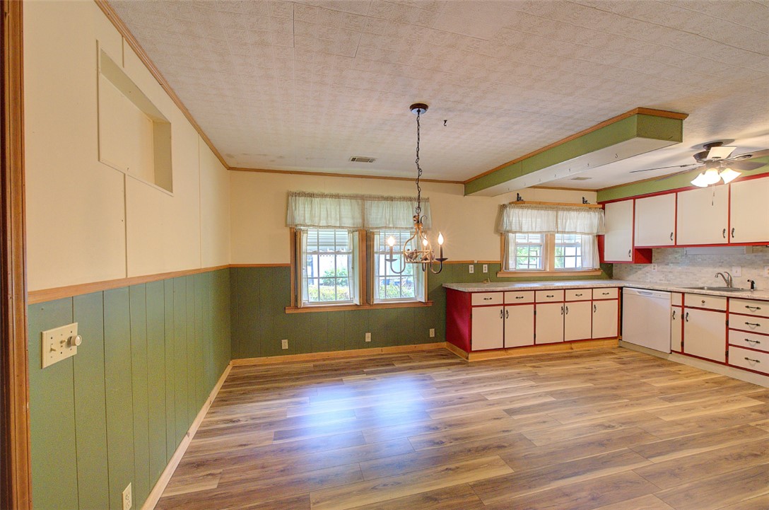 5064 Keowee School Road Seneca, SC 29672 - Photo 18 of 49 This spacious kitchen offers a functional layout with ample cabinet and counter space.