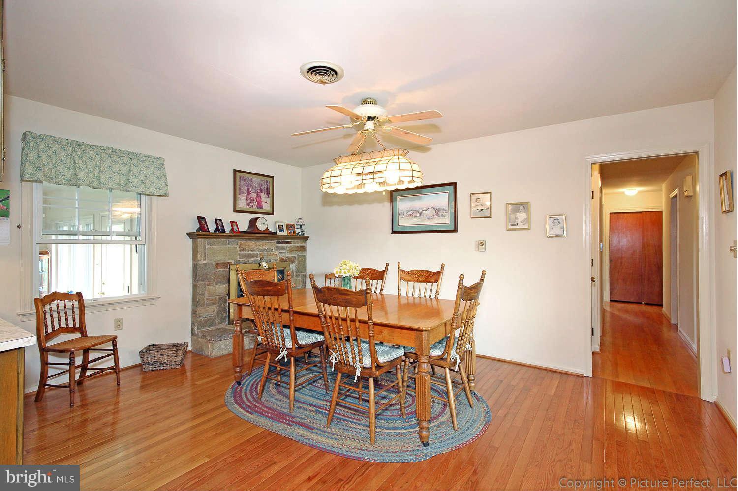 7959 Old Seventh Street Frederick, MD 21702 - Photo 15 of 30 Dining Room