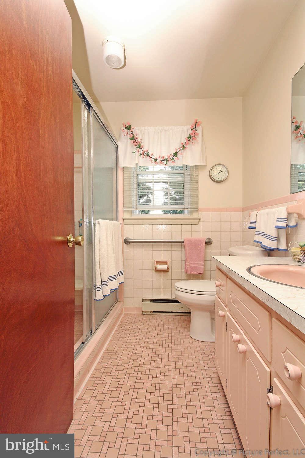 7959 Old Seventh Street Frederick, MD 21702 - Photo 25 of 30 Bath (Master)