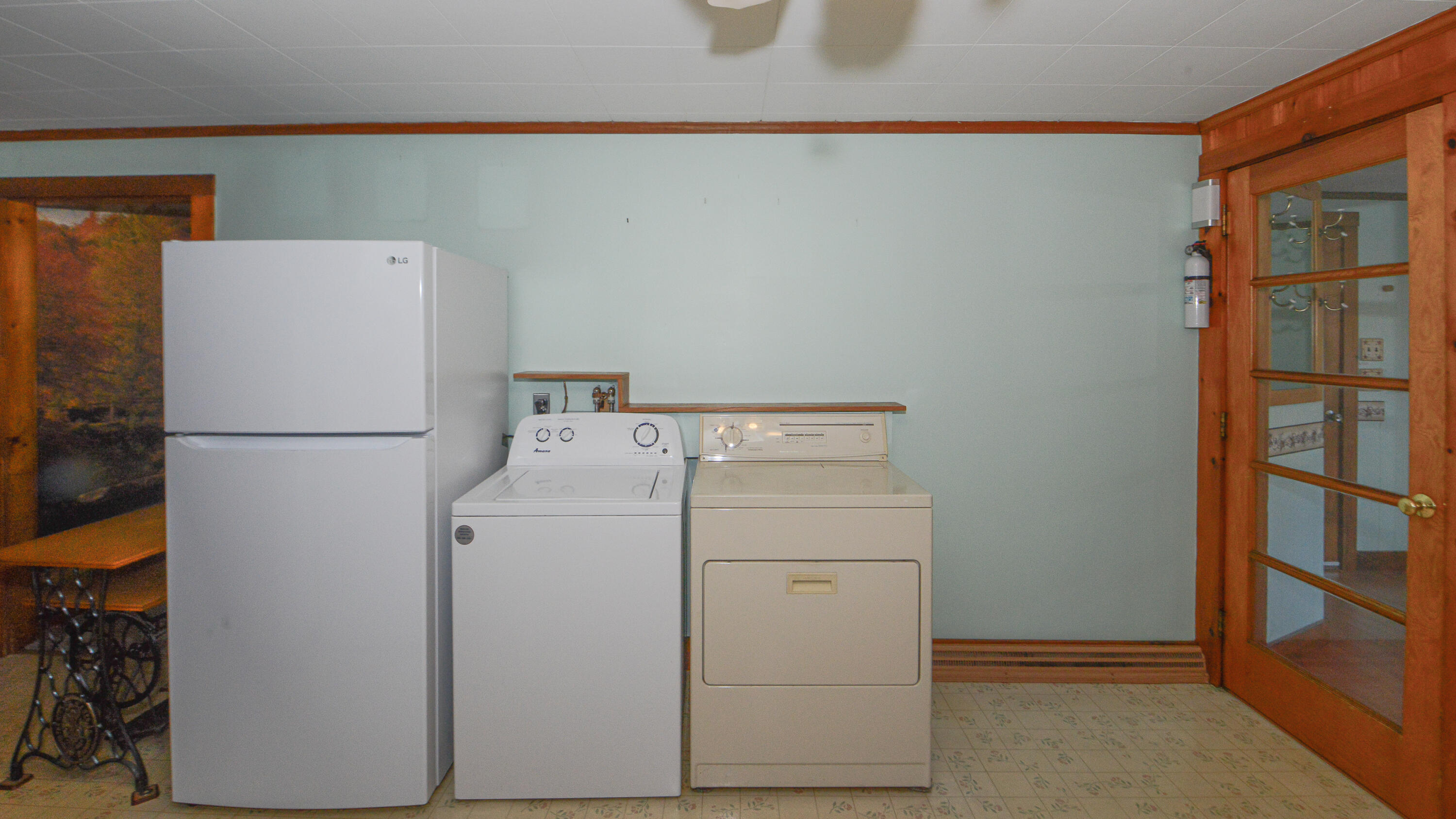 1 Caton Road Raymond, ME 04071 - Photo 16 of 75 Kitchen with Washer Dryer