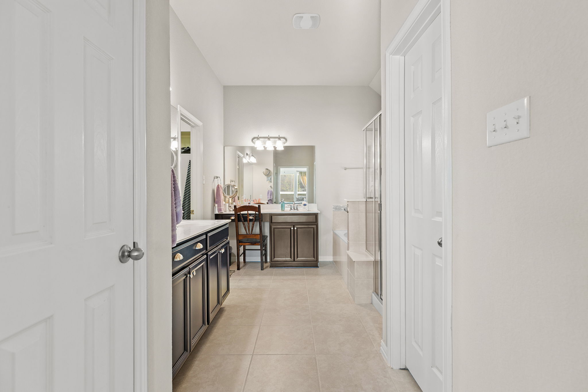 229 Sangiovese Leander, TX 78641 - Photo 17 of 37 primary bath