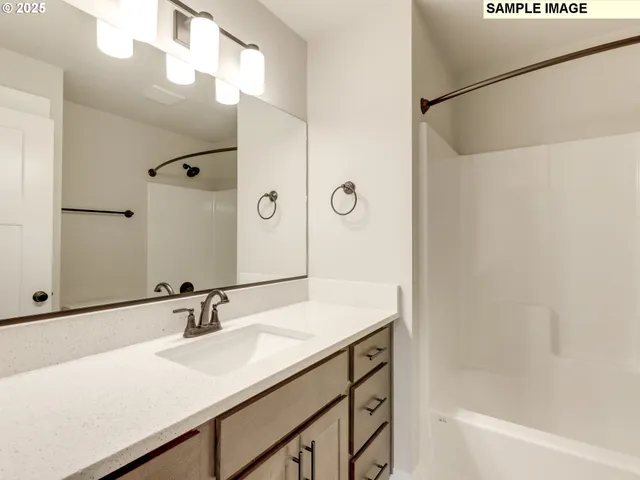 $589,999 | 2207 East Badger Way, La Center, WA 98629