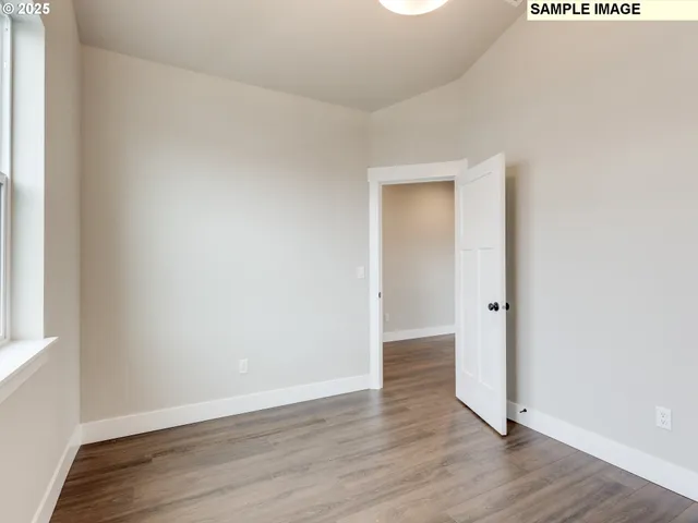 $589,999 | 2207 East Badger Way, La Center, WA 98629