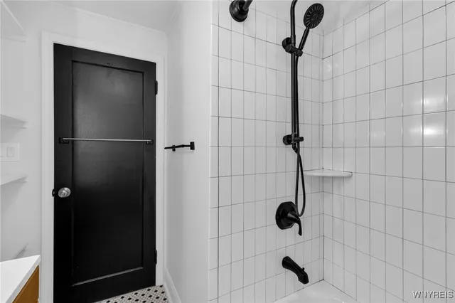 $275,000 | 240 Callodine Avenue, Amherst, NY 14226