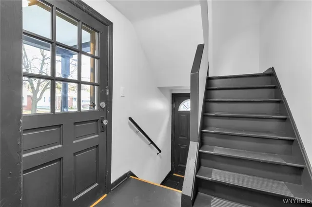 $275,000 | 240 Callodine Avenue, Amherst, NY 14226