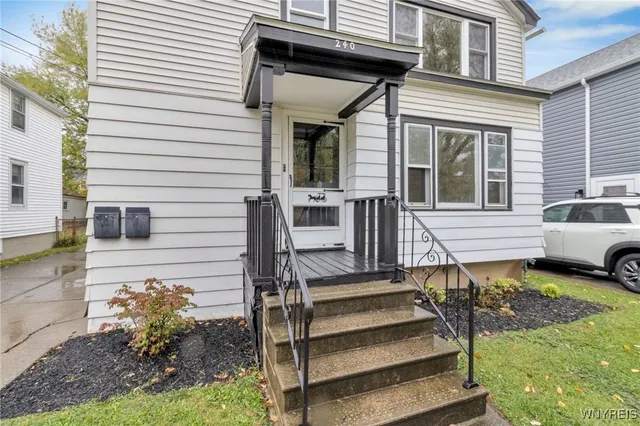 $275,000 | 240 Callodine Avenue, Amherst, NY 14226