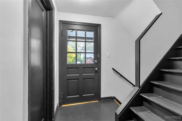 $275,000 | 240 Callodine Avenue, Amherst, NY 14226