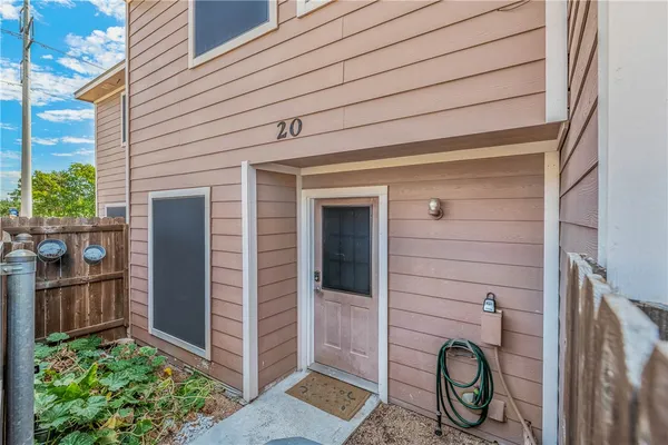 $150,000 | 2807 Wildflower Drive, Unit 20, Bryan, TX 77802