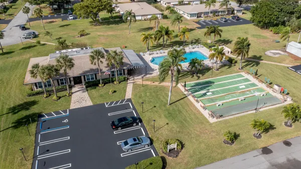 $199,000 | 1042 North Drive, Unit A, Delray Beach, FL 33445