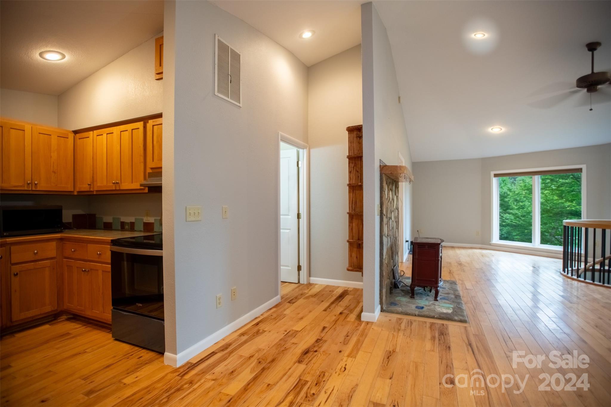 46 Bennett Branch Road Green Mountain, NC 28740 - Photo 24 of 48 Gallery Image 24