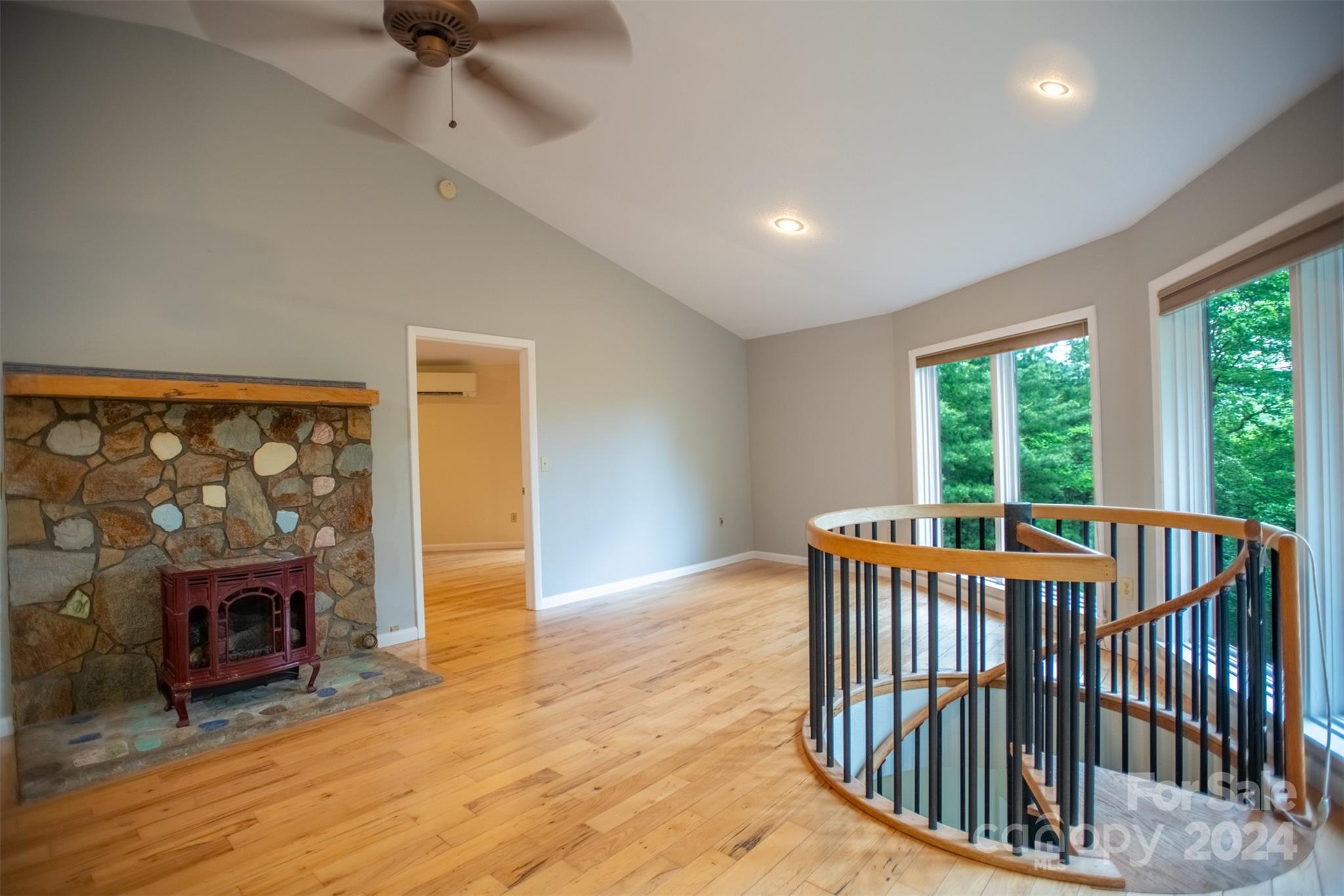 46 Bennett Branch Road Green Mountain, NC 28740 - Photo 4 of 48 Gallery Image 4