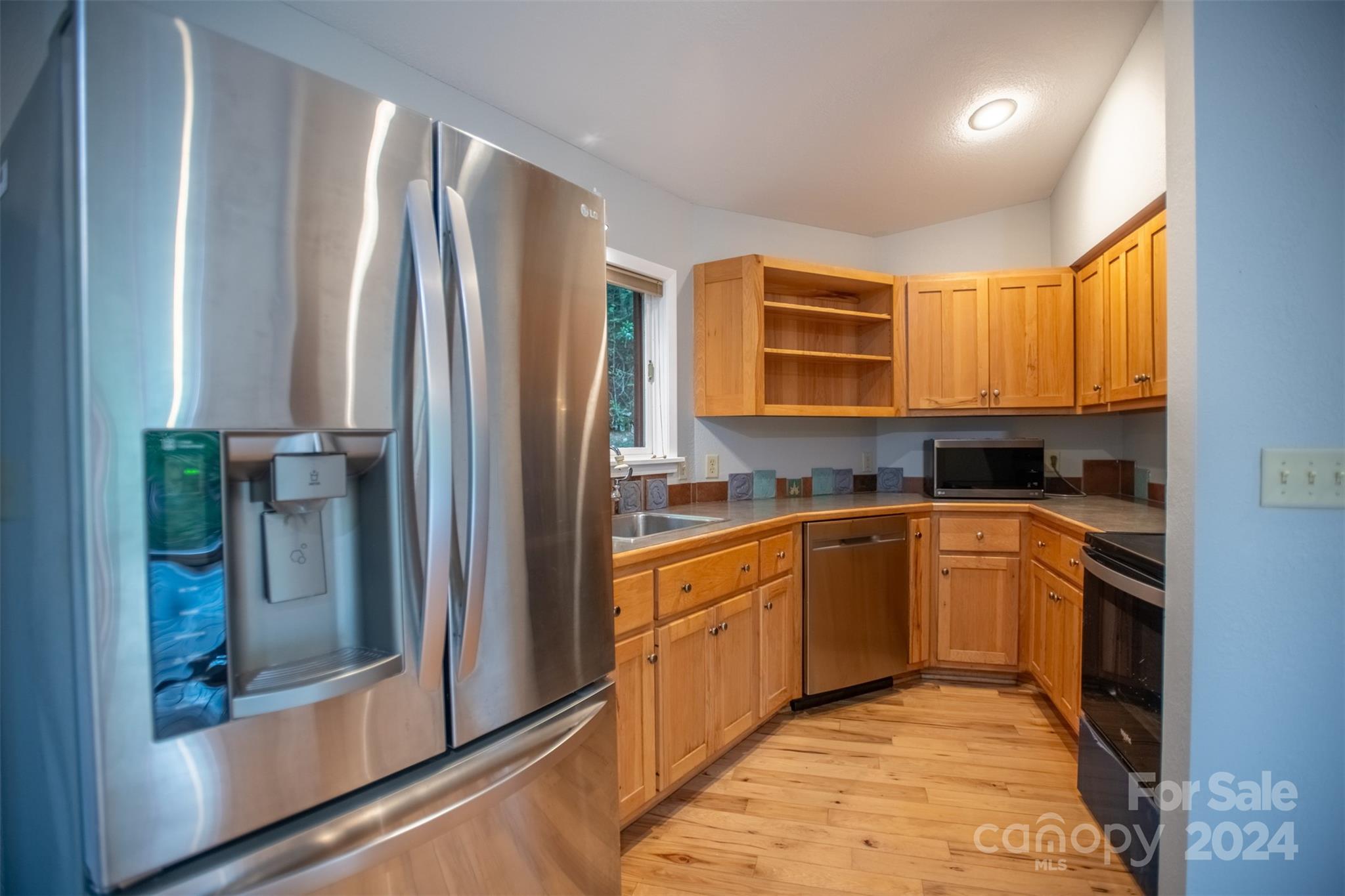 46 Bennett Branch Road Green Mountain, NC 28740 - Photo 5 of 48 Gallery Image 5