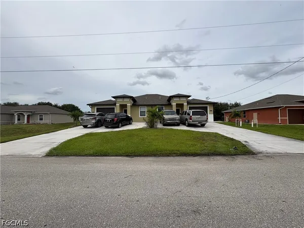 $499,990 | 2321-2323 Daniel Avenue North, Lehigh Acres, FL 33971